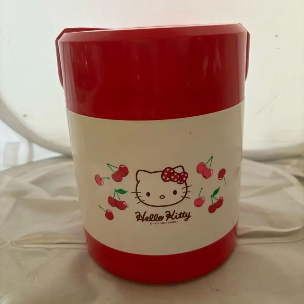 Hello Kitty 1976, 2011 Sanrio Plastic Cherry Design Thermal Container